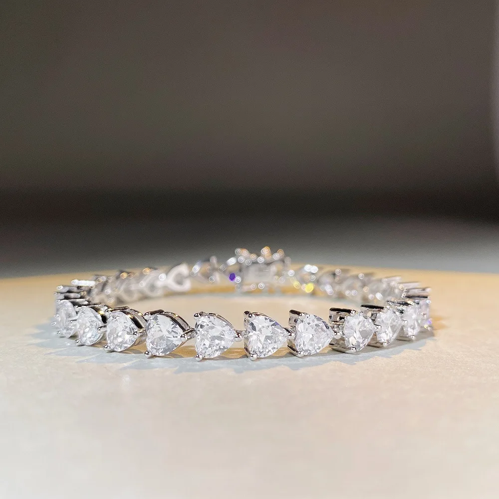 

PT950 Platinum Love Bracelet for Women - Heart-shaped Diamond Morganite Necklace