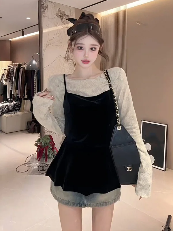 

Корейский повседневный черный жилет без бретелек, женский, весна 2026, новый, многослойный, с длинными рукавами, базовый топ, комплект из двух предметов