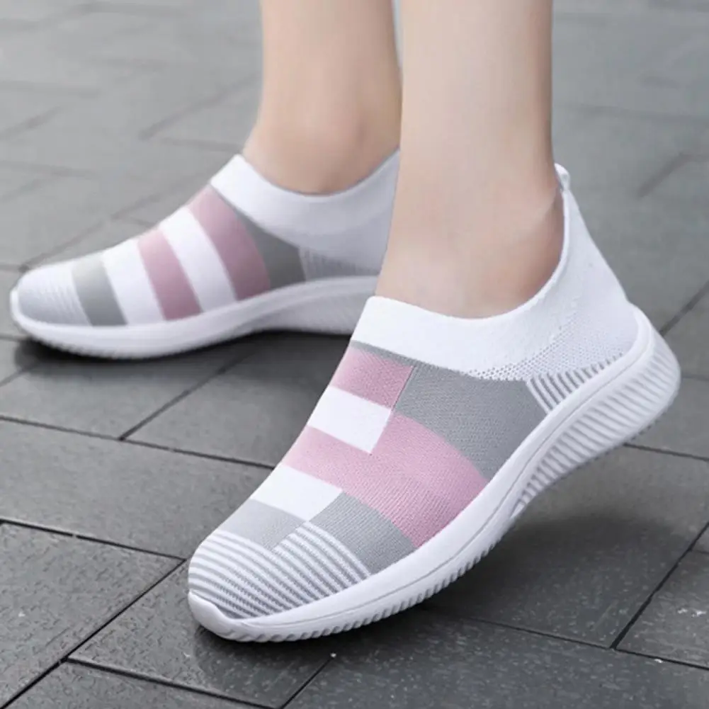 

Women's shoes, breathable and comfortable in spring and summer, single shoes for mothers, soft soles, casual blue mesh shoes