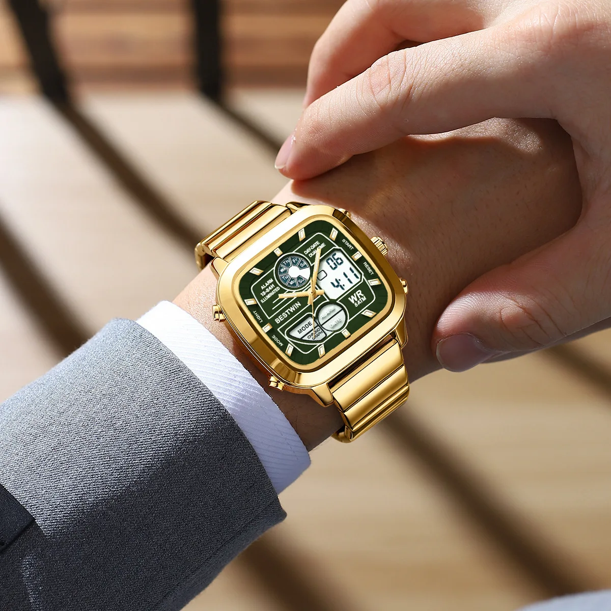 Creative Design Hot Selling Business Steel Multifunctional Dual Display Electronic Quartz Watch Men Classic Watch AAA Clcok