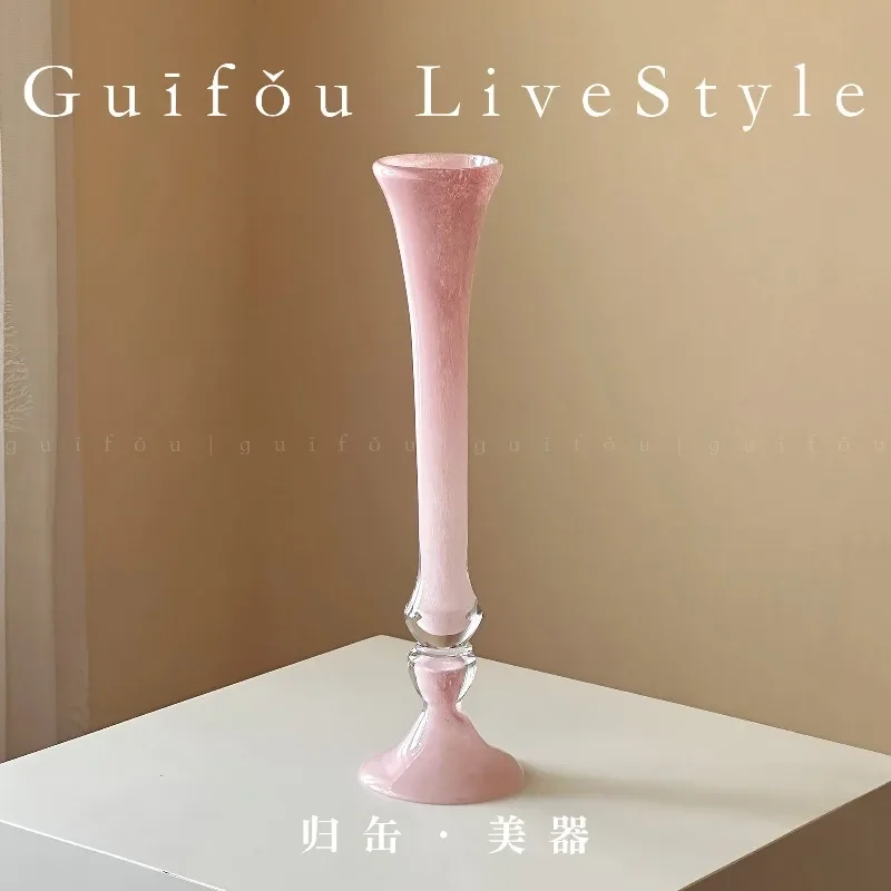 Slender tall pink glass glazed emotional stability vase high-end design sense niche medieval ornament