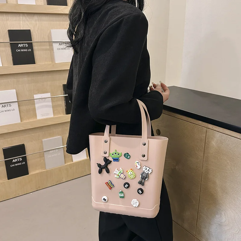 Fashionable Candy Colored Hole Bag For Leisure Travel Seaside Cartoon Waterproof EVA Handbag Vacation Beach Bags