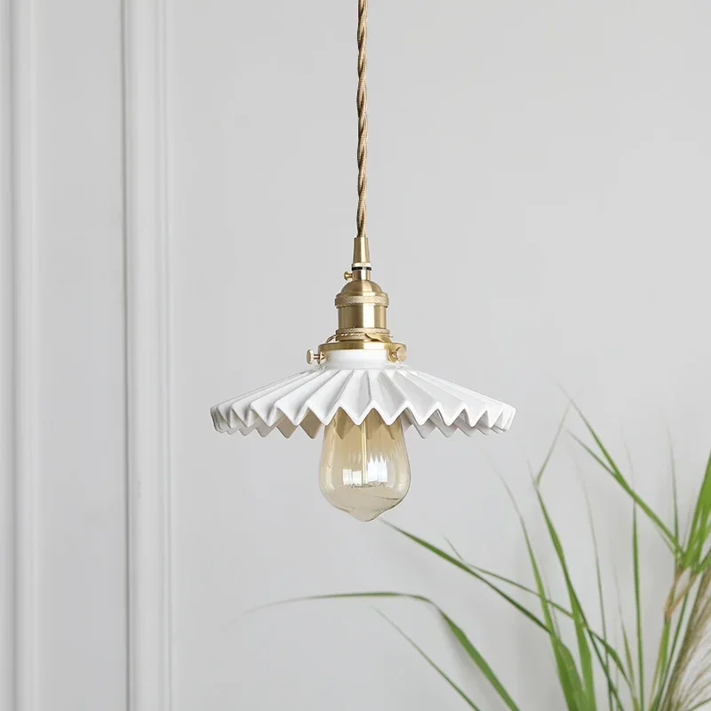 

Lamp Modern LED Minimalist Creative Pendant Light, White Ceramic Pendant Lamp For Bedroom Bedside Bar Living Room Kitchen Isla