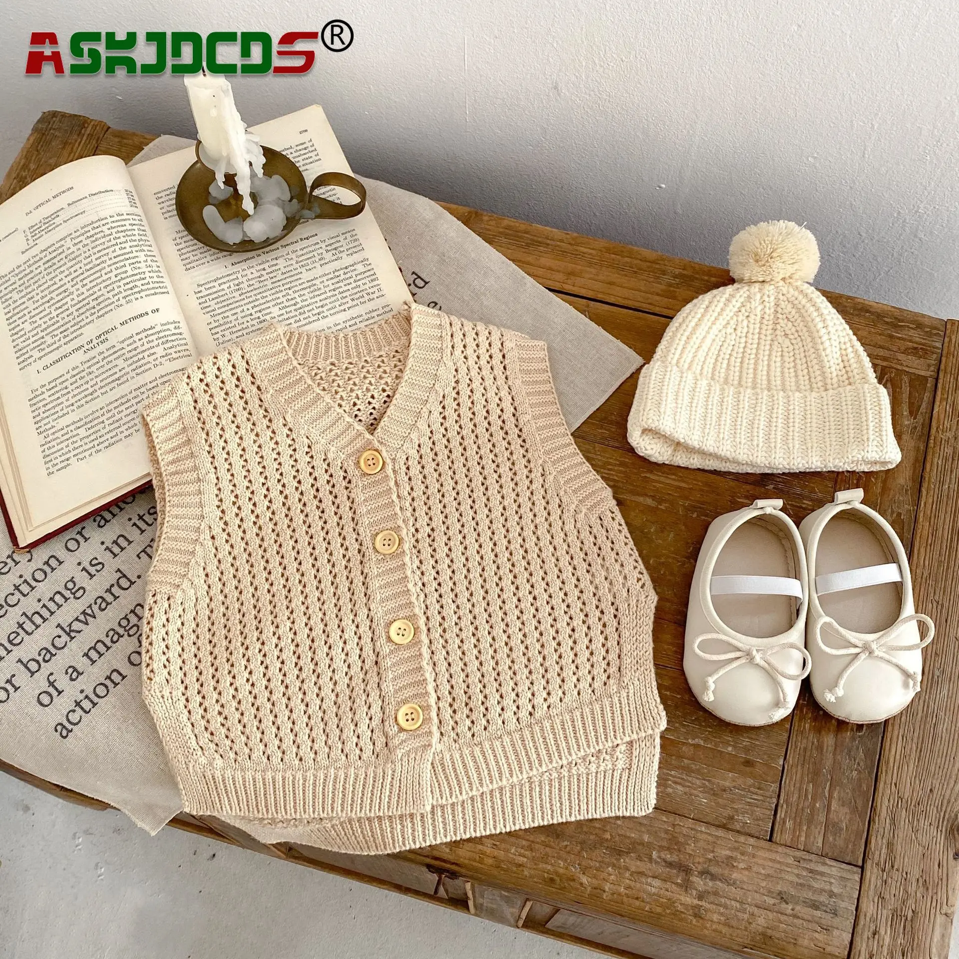 

Optimized Title:2023 Autumn Sleeveless Solid Color Hollow-out Top Vest for Infant Baby Girls (0-3Y) Apricot