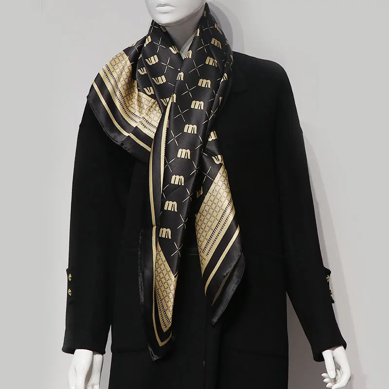 Traveling Out with Classy 100% Mulberry Silk Scarf Double-Sided Heterochromatic Twill Silk Medium Square Scarf Neck Scarf