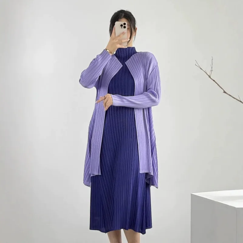 Miyake Pleated 2026 Trench Coat for Women Loose Fit Mid-Length Versatile Elegant Solid Color Simple Cardigan Pleated Coat Pleat