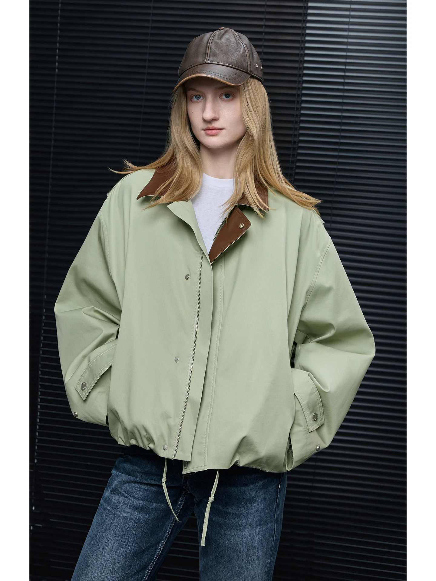 Street Style Baumwolljacke Damen Locker Geschnittener Mantel mit Lederkragen Frühling 2026 Modisch Einzigartig Schöne Oberbekleidung