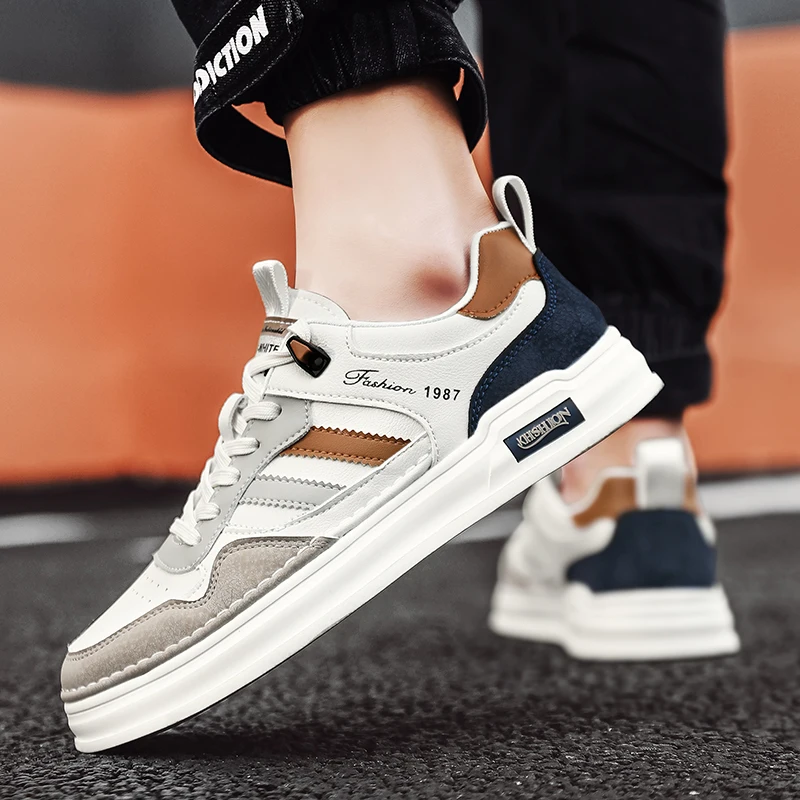 Trendy low top small white shoes 2023 Spring and Autumn New Versatile trend board shoes Fashion men's sports casual shoes