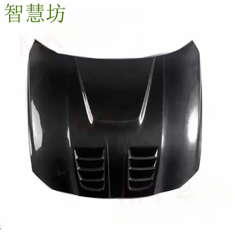 

Suitable for BMW G80 M3 G82 G83 M4 dry carbon fiber modified engine cover hood