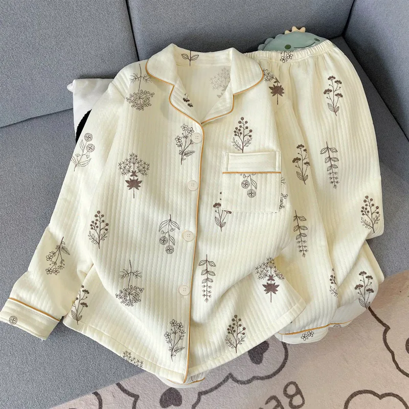 Middle Aged Mother's New Sleepwear Set for Women's Autumn and Winter with Thickened Interlayer Insulation and Warm Home Clothes
