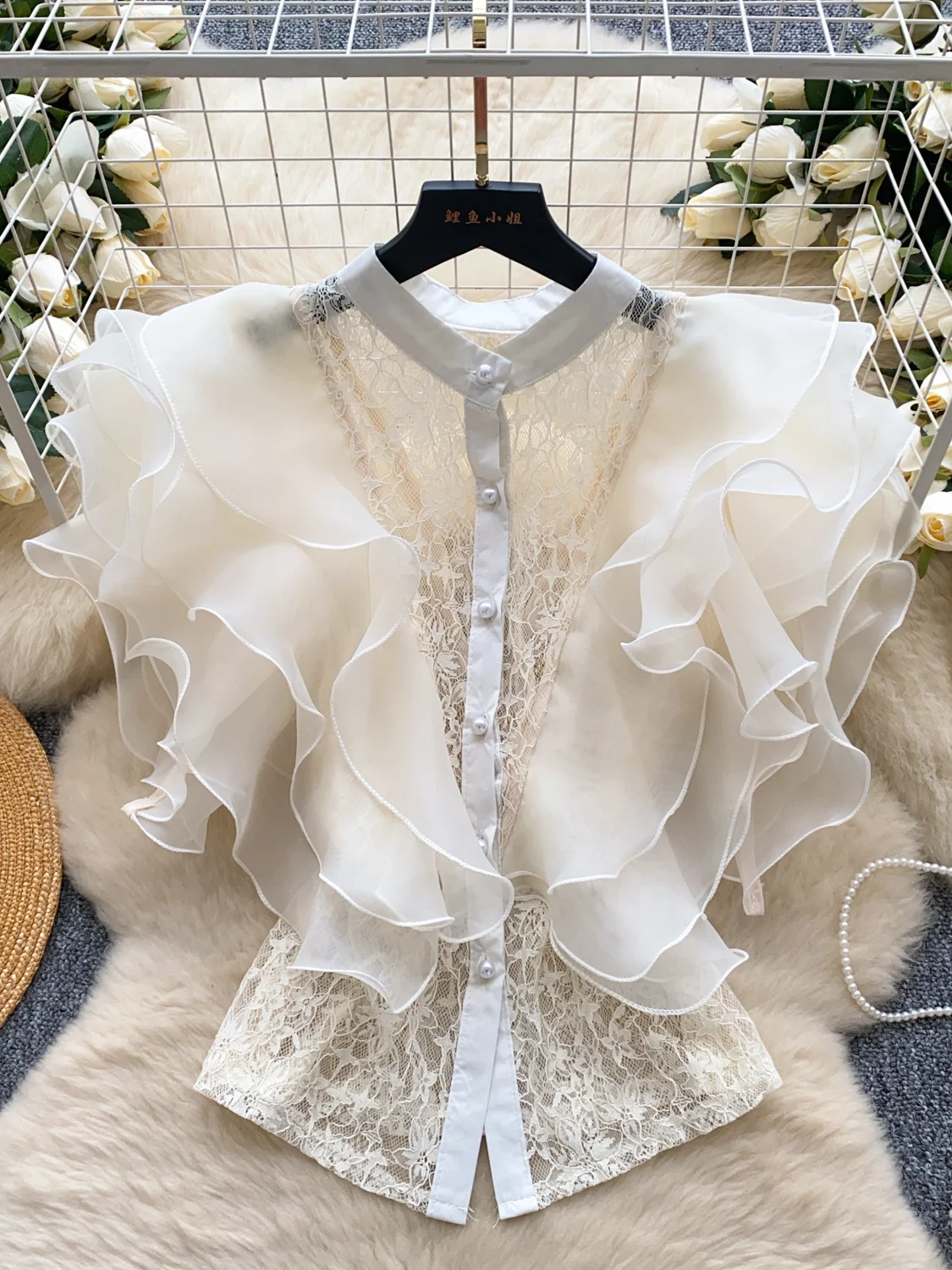 بلوزة أنيقة من الدانتيل للنساء، تصميم صيفي رقيق مع تطريز، مناسبة للعمل، فضفاضة على الطراز الكوري، بأكمام قصيرة وعصرية