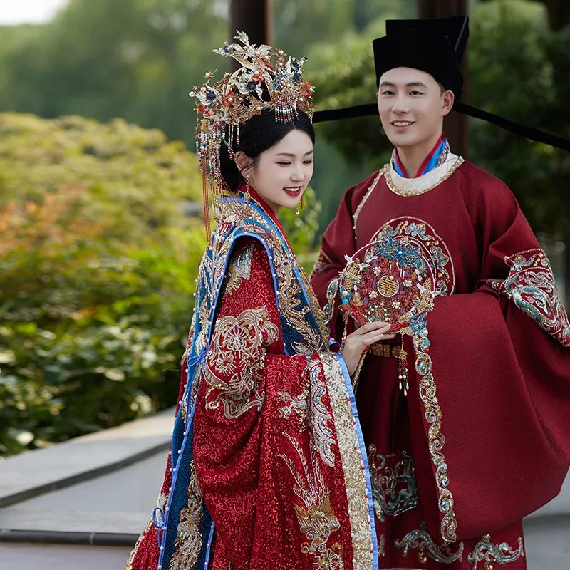 

Wedding Han Dynasty phoenix crowns and red robes for couples complete set of traditional Chinese dresses dragon
