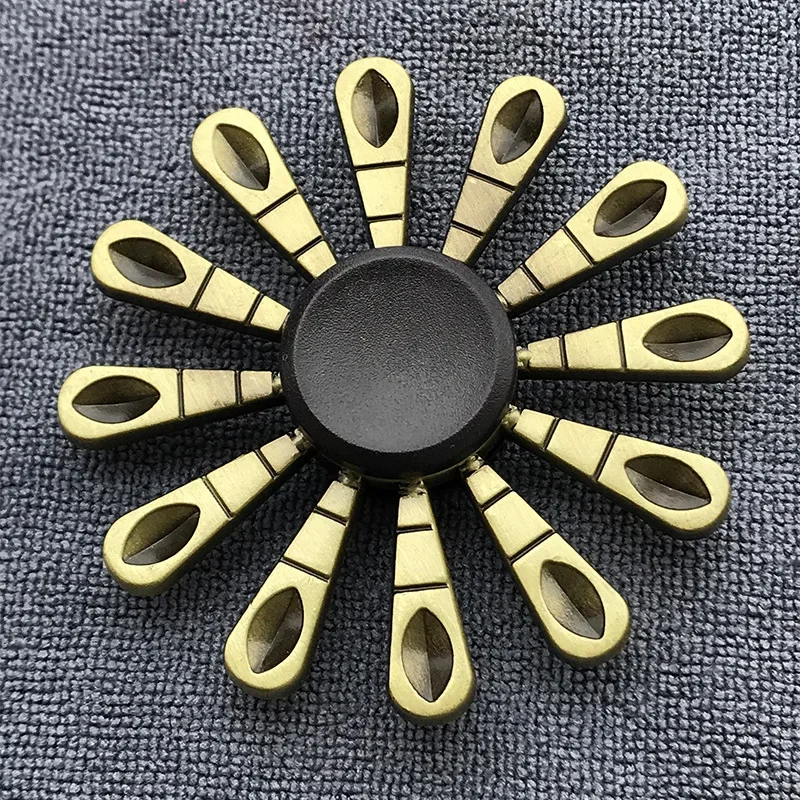 Neuer Bronze-Metall-Legierung Fidget Spinner R188 Geräuschloser Handspinner Fingerspitzen-Gyro Stressabbau-Spielzeug Geschenke