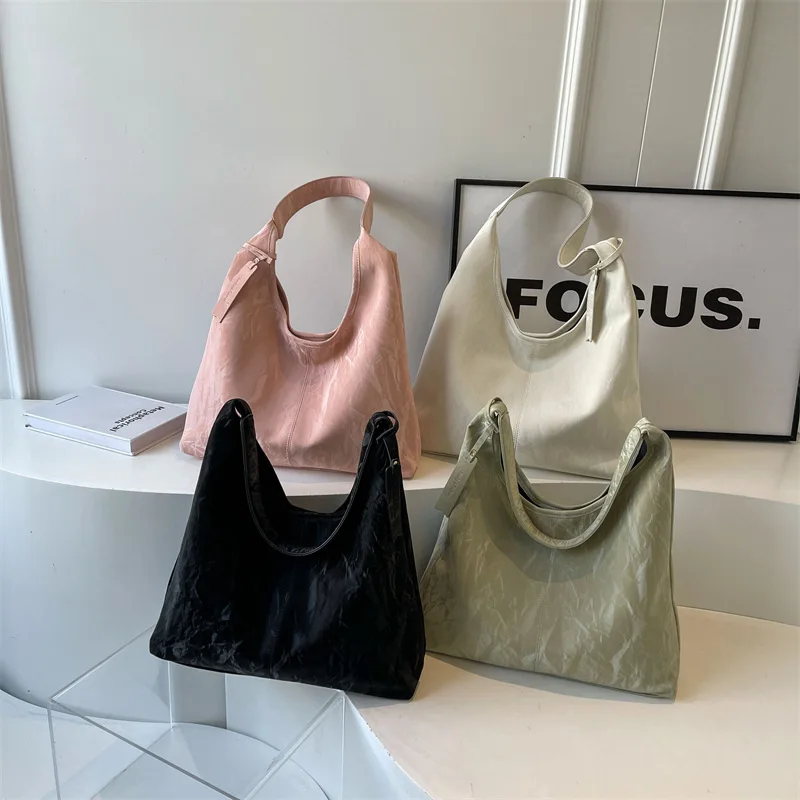 

New Fashion Minimalist Underarm Bag Large Capacity Commuter Bag Water Bucket Bag Casual Versatile Style Shoulder Bag