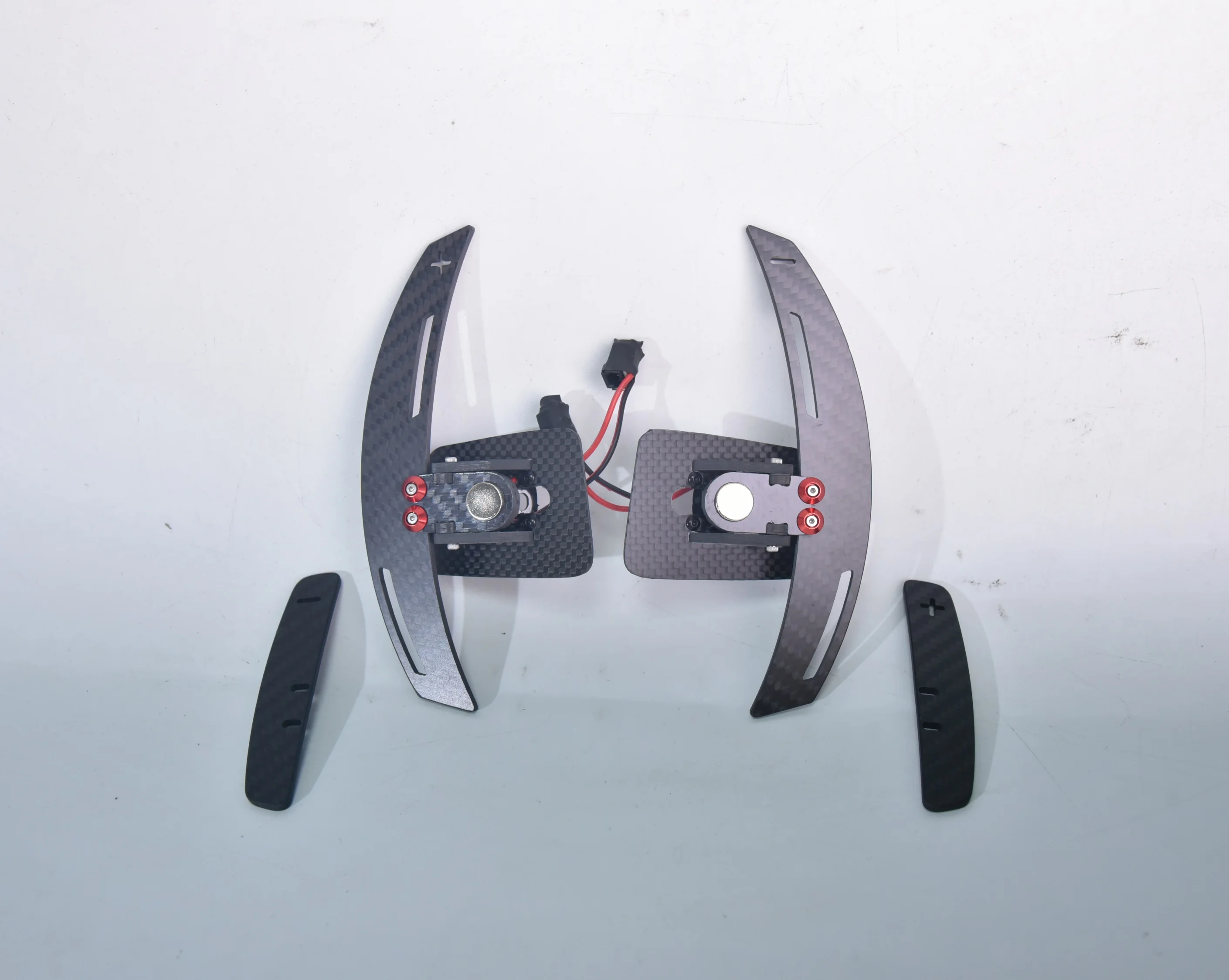 Newly Upgraded Carbon Fiber Magnetic Shift Paddles Enhance Driving Experience Suitable for Jaguar Land Rover