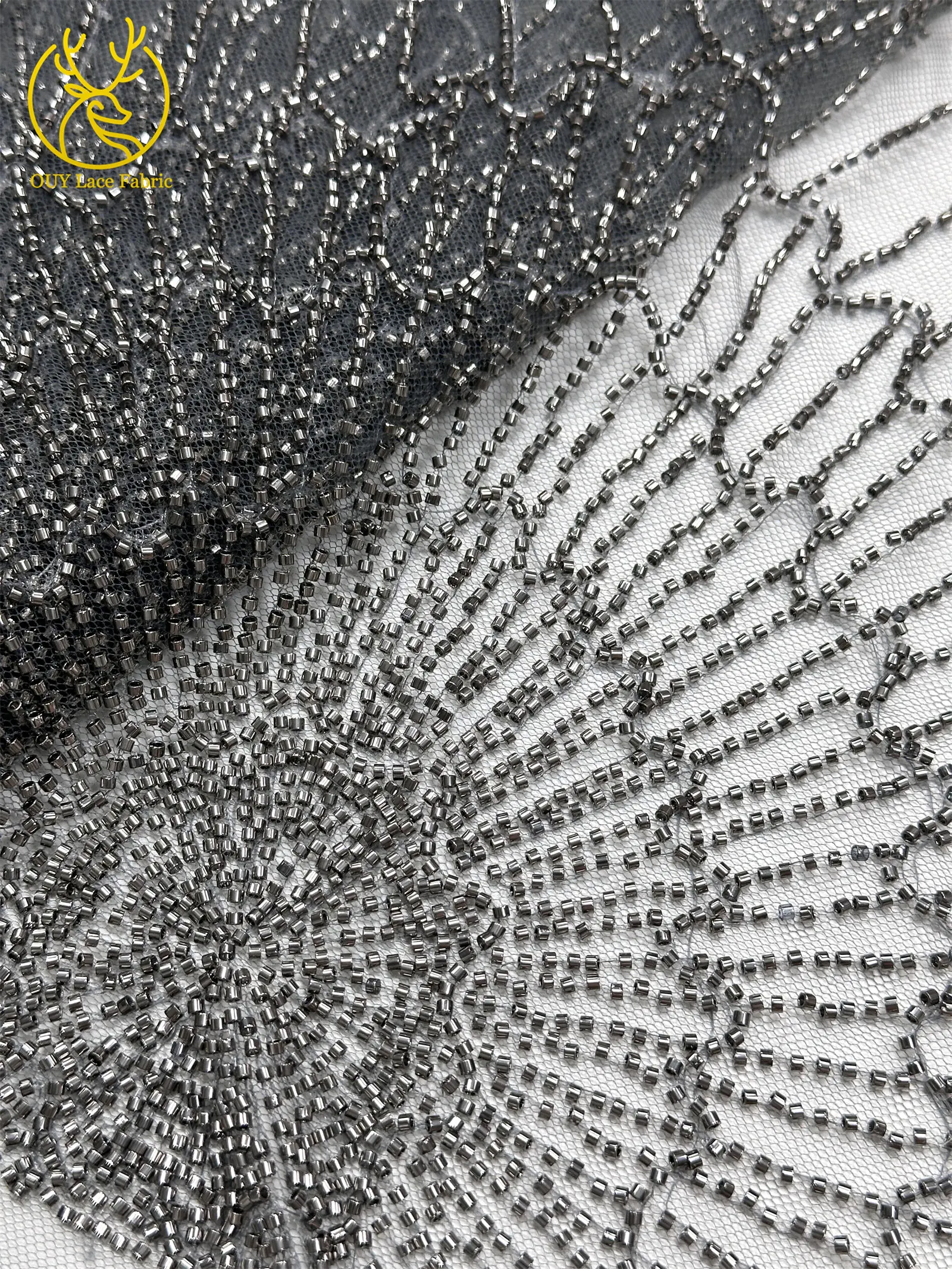 Luxuriöser afrikanischer, stark perlenbesetzter Spitzenstoff, goldene nigerianische Perlen-Spitze, französischer Tüll-Spitzenstoff für Brautkleider und Hochzeitskleider zum Nähen – Detail 28