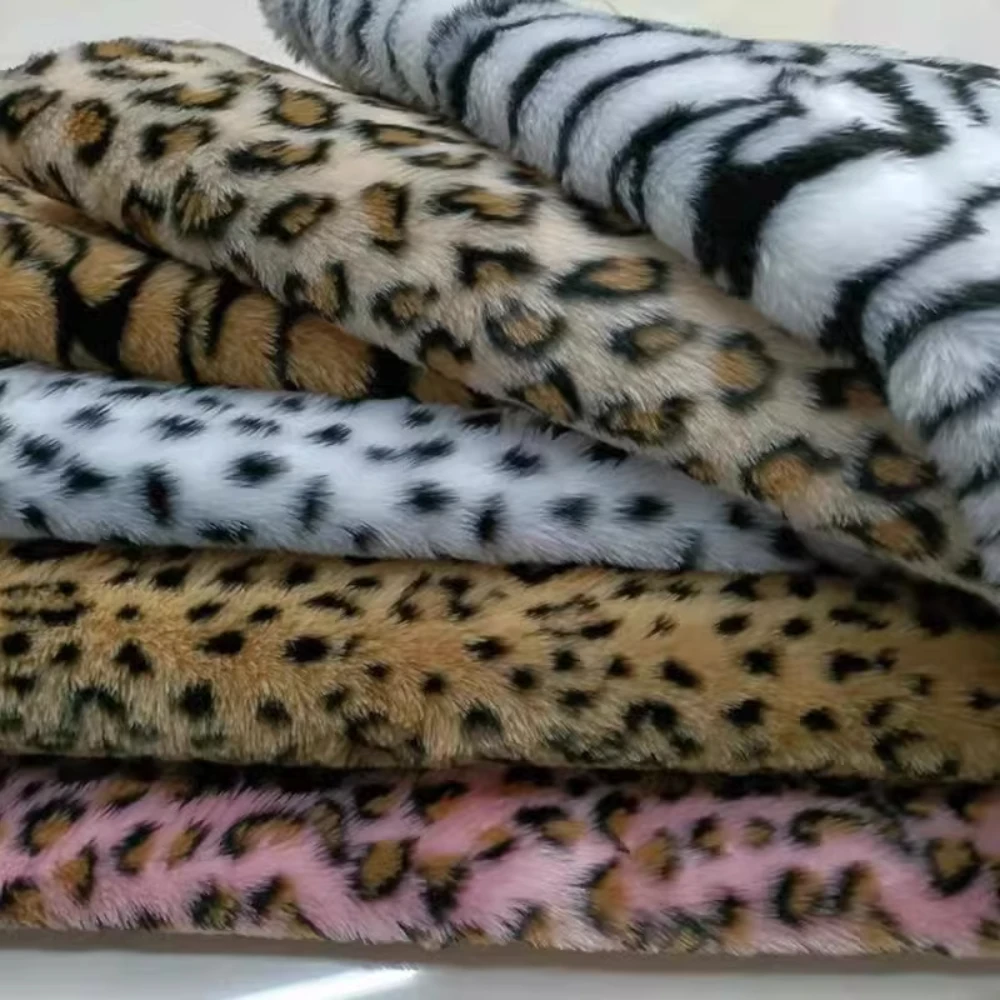 

Leopard Tiger Zebra Print,Short Plush,Artificial Fur Cheap Sewing Cute Fabric, Performance Costume,Background Fabric AC050