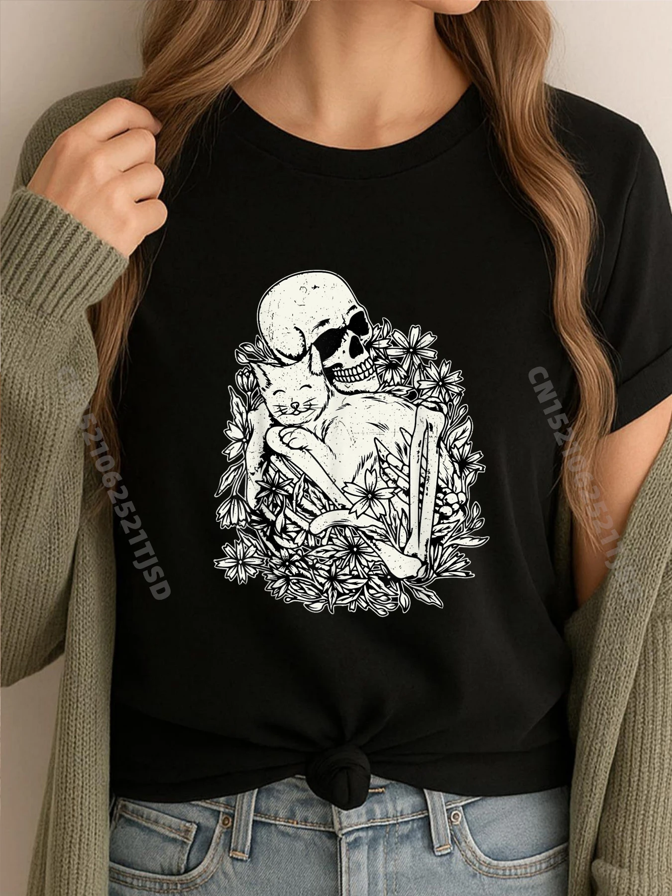 

Забавный скелет держит кот, Хэллоуин, череп, винтажные футболки с рисунком, женская летняя футболка большого размера, мужская футболка Camisa