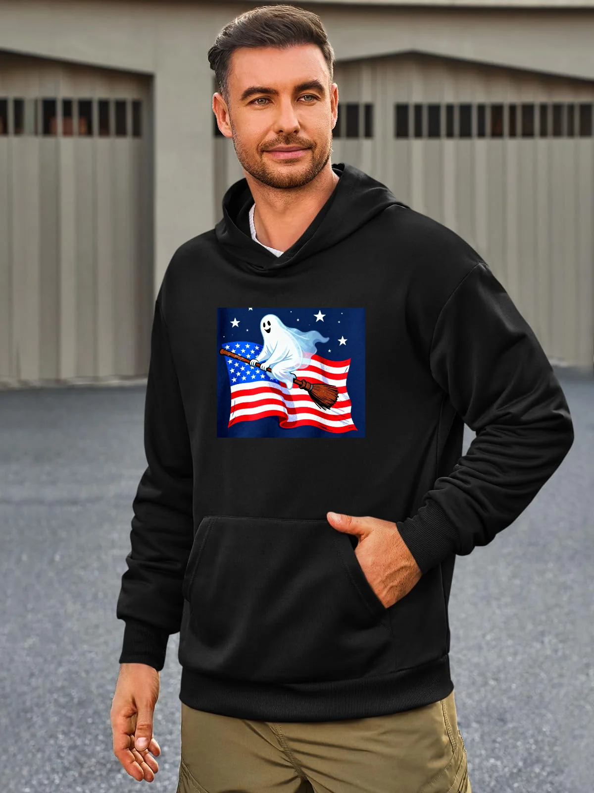 

Men's Pullover Hoodie: Functional Sweatshirt for Sporty Days & Casual Men Clothing
