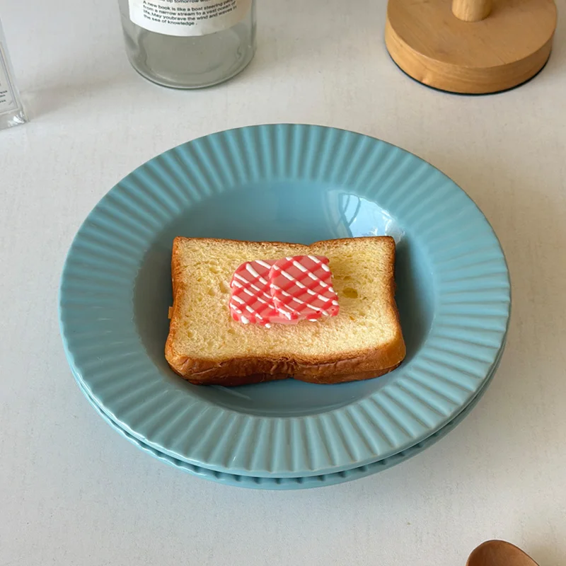 

Blue straw hat bowl ceramic household dish bowl simple line edge design fruit salad bowl soup plate