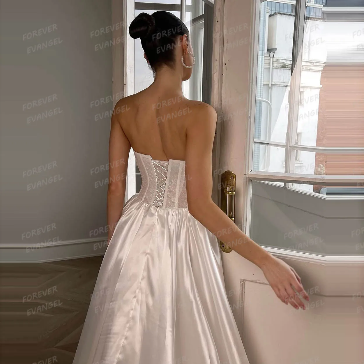 فساتين زفاف بسيطة على شكل حرف A للنساء على شكل قلب مثير مطوي من الساتان فساتين العروس بدون أكمام من الساتان 2025 فيستدوس دي نوفيا مخصصة