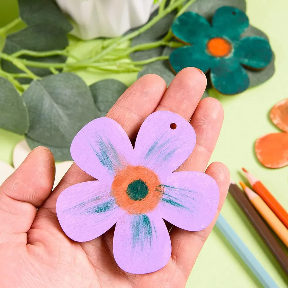 1 ensemble de découpeurs de fleurs en bois, tranches de bois naturelles non finies pour la peinture des enfants, l'artisanat, les décorations de fête à domicile, et les créations artisanales DIY