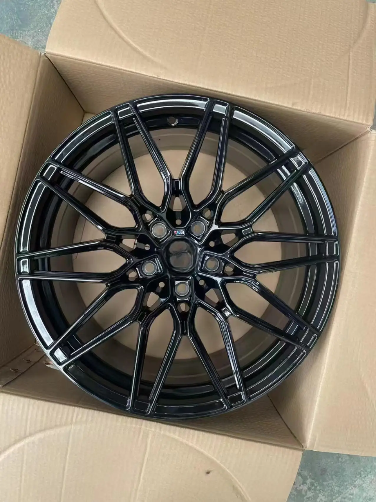 

Customized wheels 19inches 4pcs