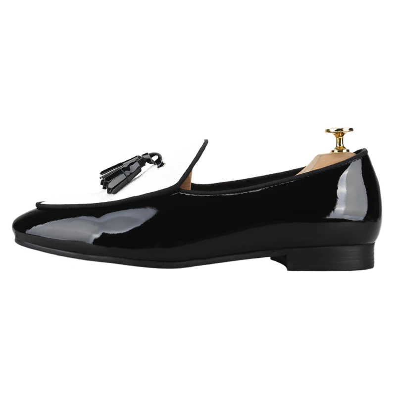 Piergitar New Model Black Patent Leather Patchwork White Canva Men's Loafers Handmade Tassels Slip-On Slippers For Party/Wedding