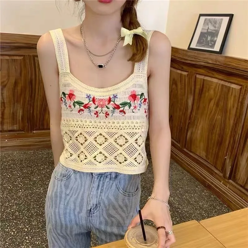 Gestricktes Hosenträger-Tanktop für Frauen mit Sommers horts Sense Nische Internet elegantes Top o Hals ärmellose Weste weibliche Tops