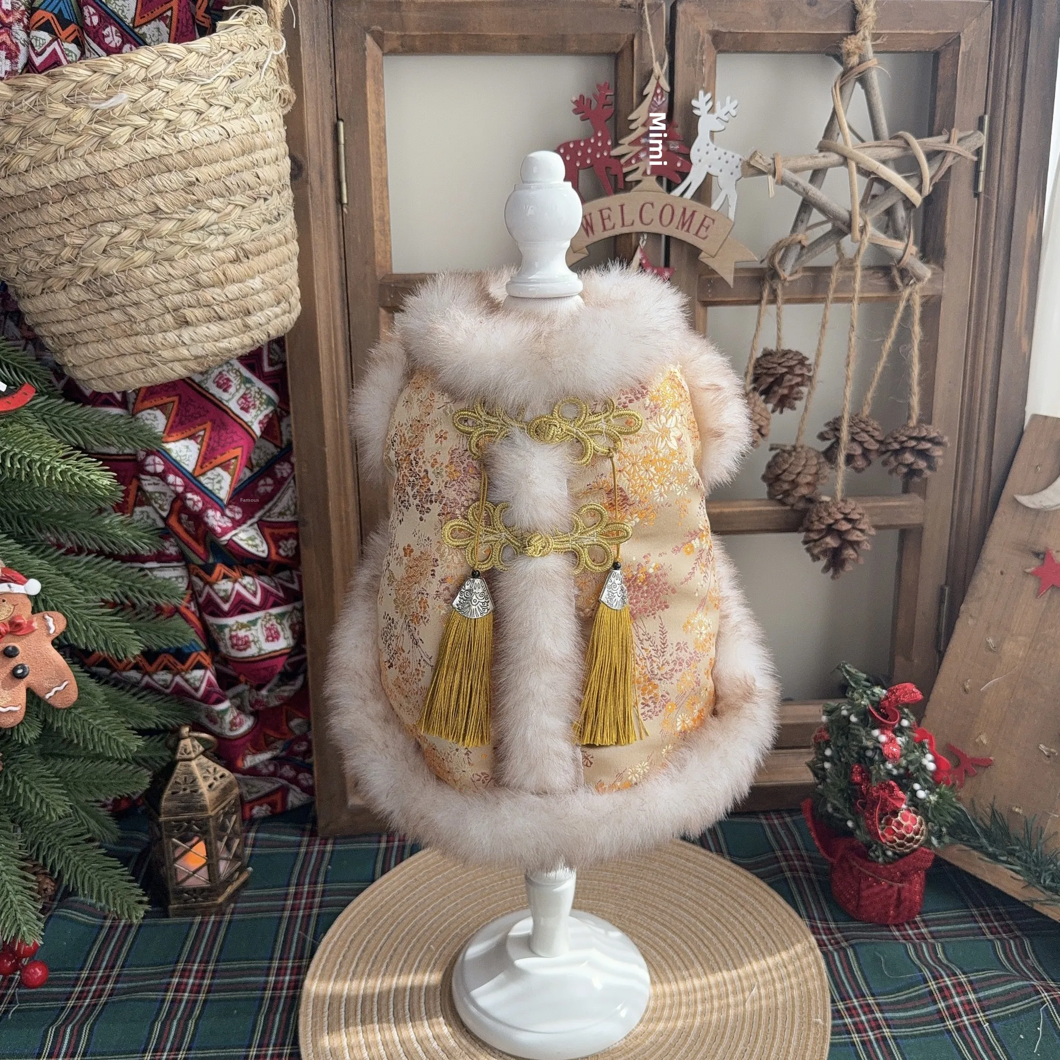 

New Year Chinese Style Pet Clothes Warm Fleece Inner Small Dog Winter Sweater Visit Costume Trendy Pet Fashion Accessories