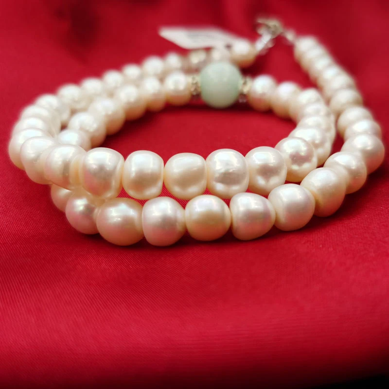 Natural pearls from pearl farms combined with green jade imitation jadeite necklace, fashionable and versatile