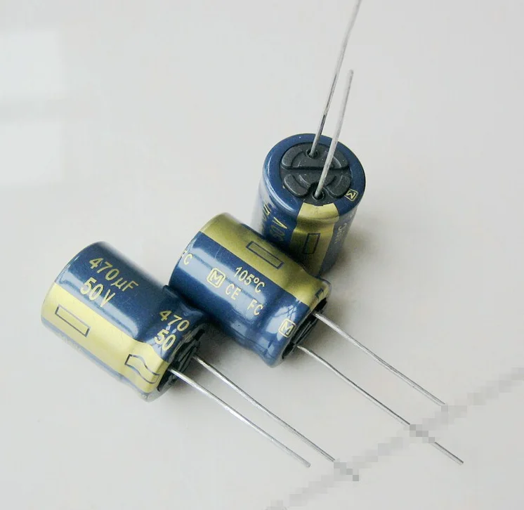 10PCS/LOT Matsushita FC 16V 25V 35V 50V 63V 100V 100UF 220UF 330UF 470UF 560UF 680UF 6.3V Audio Electrolytic Capacitor 105C