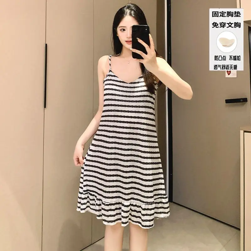 

Летняя сексуальная ночная сорочка 2026 с тонкими бретелями, повседневная полосатая ночнушка для женщин, свободная домашняя одежда для сна