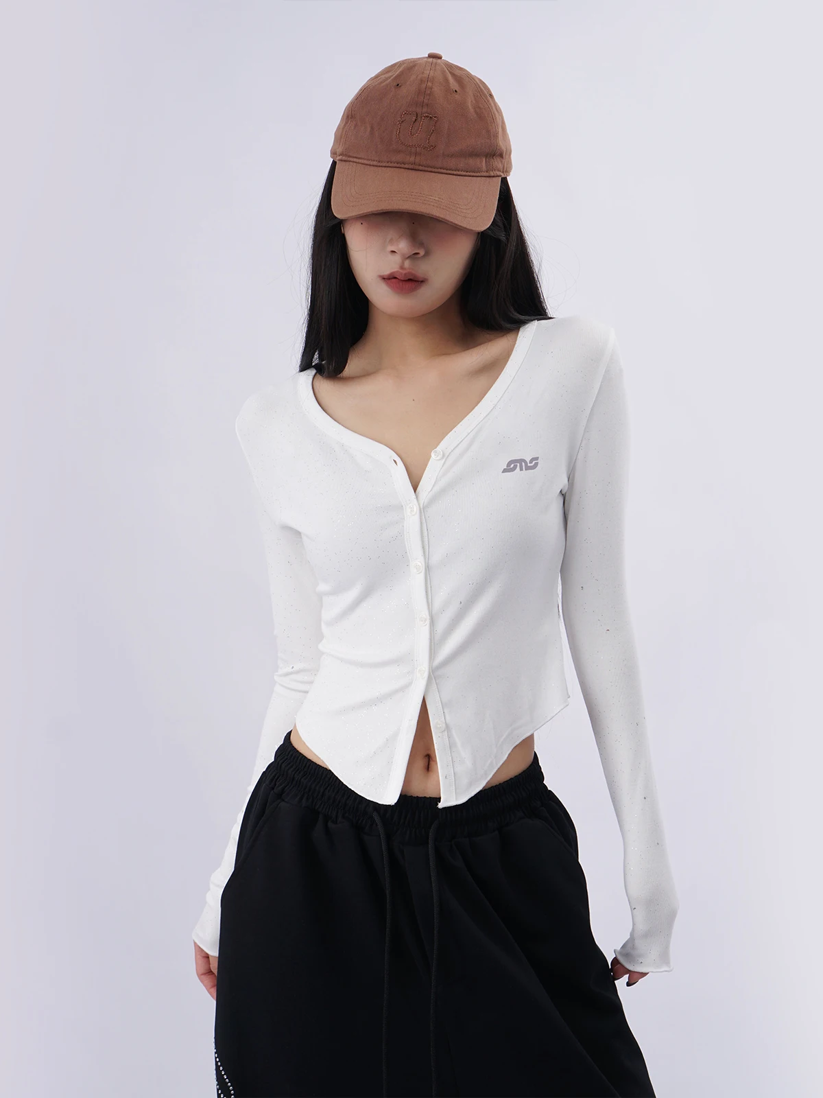 

Retro Sle Street Dance White Slim Fit Long Sve T-irt Jazz Dance Iron on Rhinestone ort Length Cotton irt for Girls