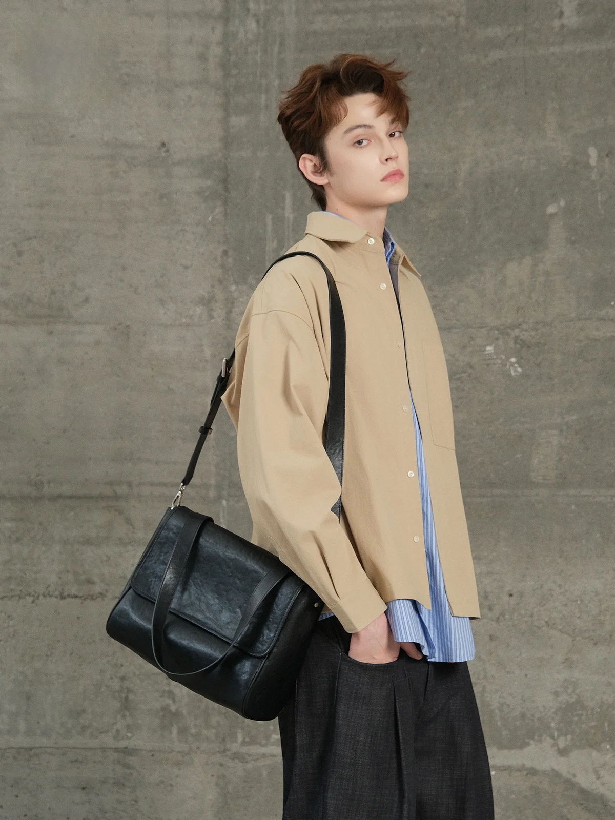 Classic Leather Men's Crossbody Bag Casual Versatile Single Shoulder Bag High-End Messenger Bag for Youth Horizontal Square S...