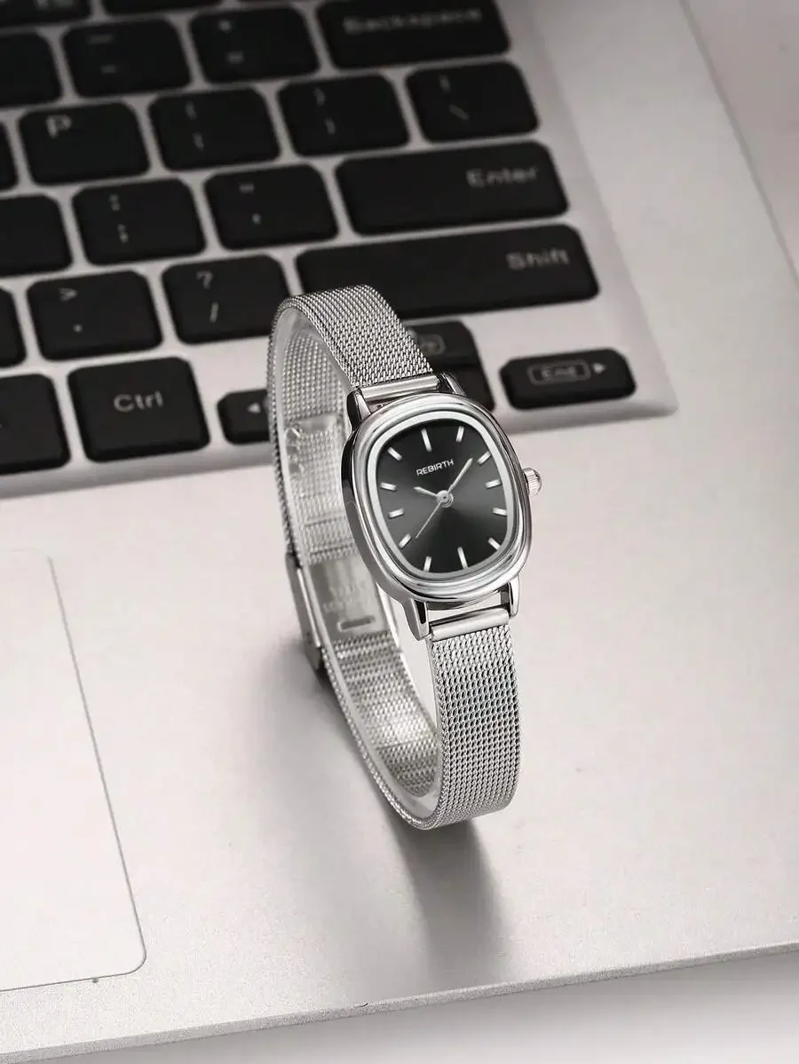 

Minimalist Stainless Steel Mesh Band Analog Watch For Women Casual Daily Wear