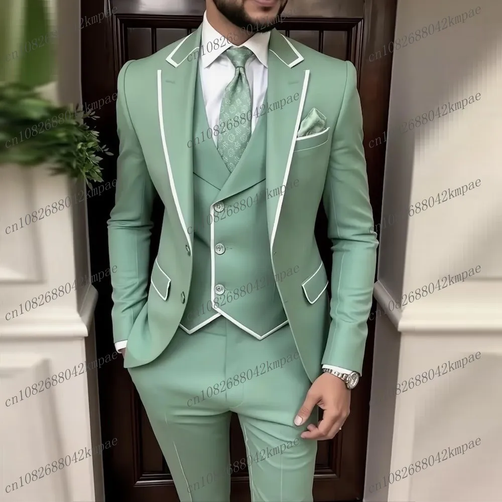 

Мужской костюм мятно-зеленого и белого цвета для свадьбы, торжеств, выпускного, деловых встреч, 3-х предметный комплект: пиджак, жилет, брюки.