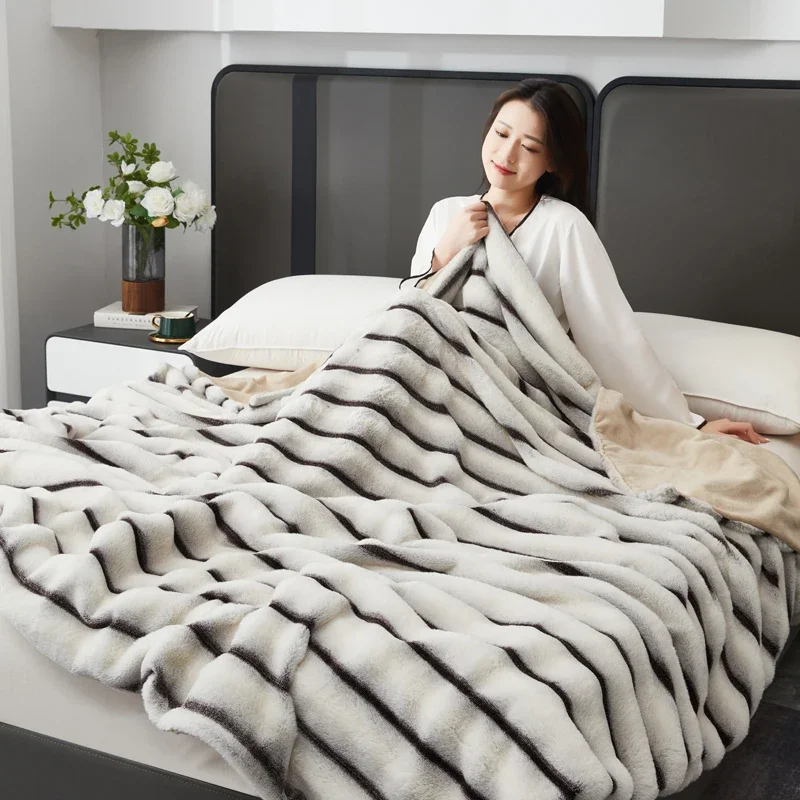 Maillard Faux Rabbit Fur Keep Warm Blanket Spring Autumn High-end Thick Comfortable Bed Blanket for Throw Soft Fluffy Sofa Cover