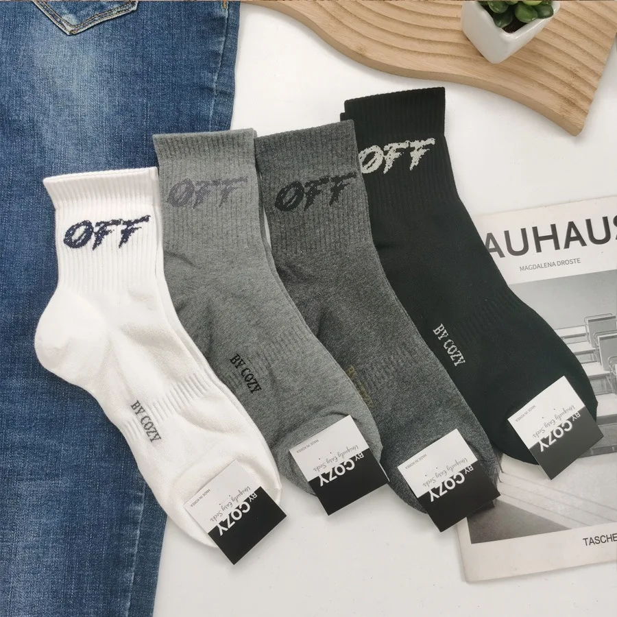 Letter Print Mid Calf Socks Unisex OFF Letter Crew Socks Casual Streetwear Sports Socks Breathable Cotton Blend Socks