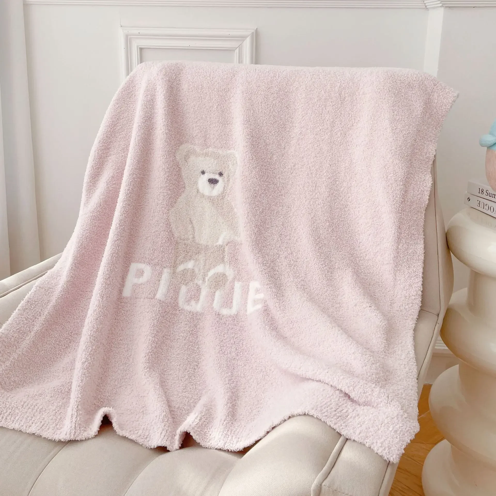 Soft Bear Children's Warm Skin-friendly Baby Blanket Kids Nap Velvet Fluffy Half Fleece Microfiber Plush Newborn Blanket Swaddle