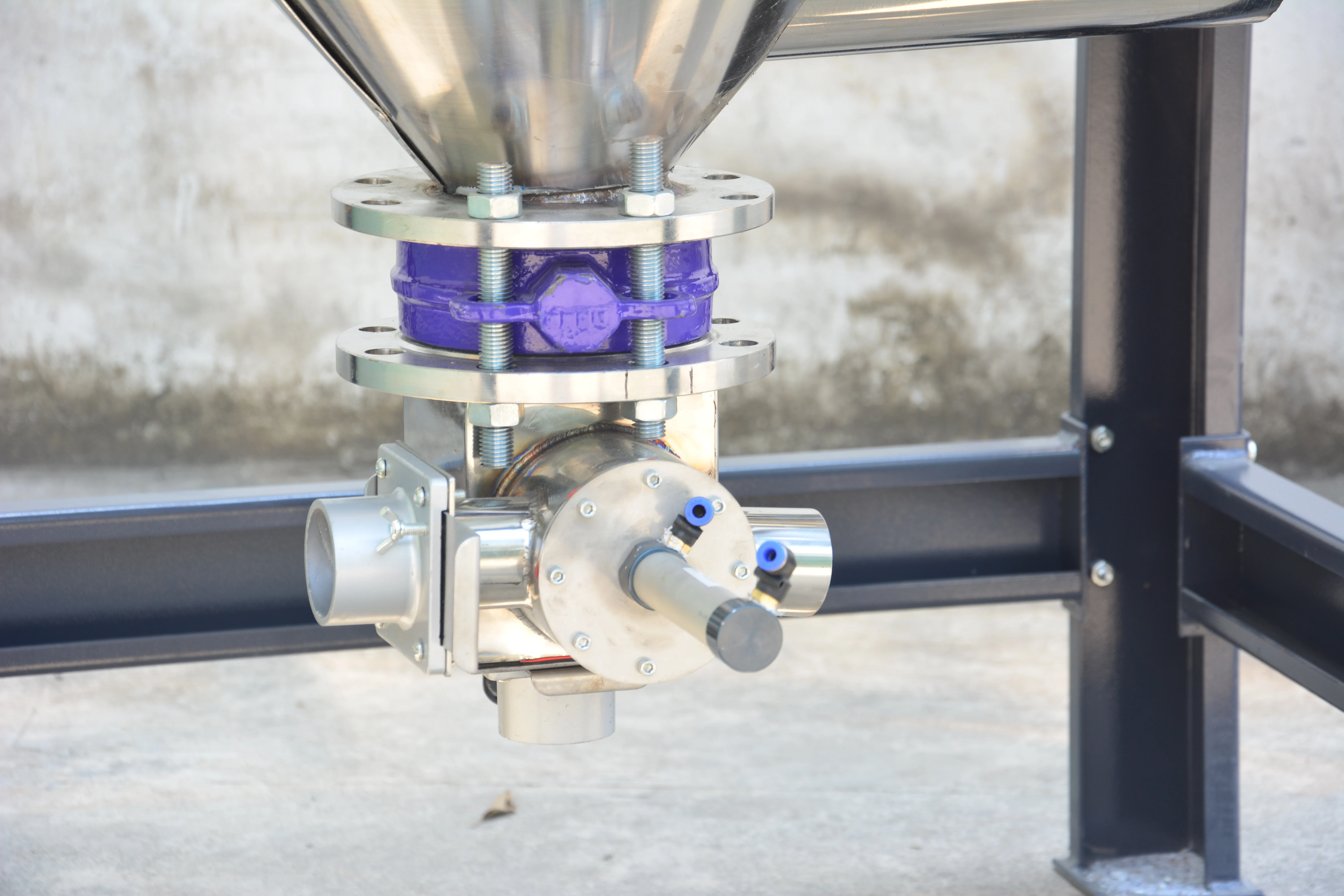 Industrial Reactive Crystallizer for PET/TPU/PLA 600kg Hopper Capacity 300kg/hr Throughput Automatic 10-100m Volume