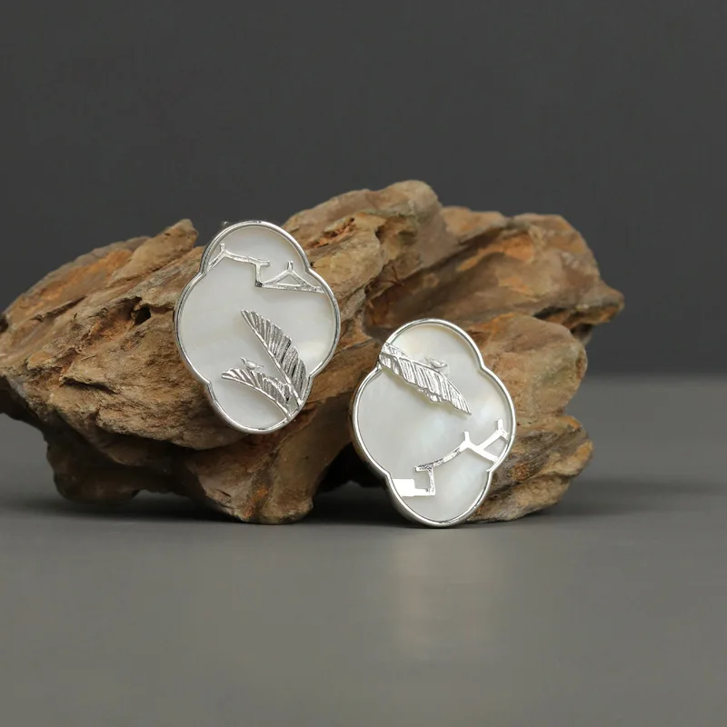 New Chinese Style Pure Silver Earrings with Garden Window Scene Imagination Banana Leaf Design Fashionable Jewelry for Women