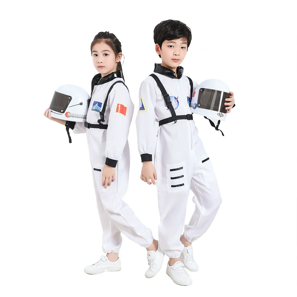 

Astronaut Costume, Space Suit with Helmet, Spaceman Role-playing Costume for Boys & Girls School Party Performance Birthday Gift