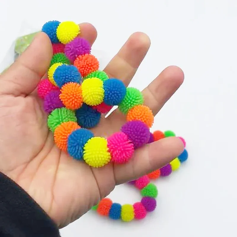 12 Stück mehrfarbiges stacheliges Hedge-Ball-Armband, Armband, Neuheit, Zappelspielzeug, Squeeze Squishy, sensorisches Stressabbau-Antistress-Spielzeug