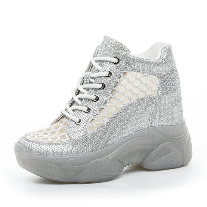 

Массивные кроссовки из синтетической микрофибры с воздушной сеткой 8 см, летняя женская обувь, сандалии на танкетке и скрытом каблуке, кожаные туфли-лодочки на плоской подошве