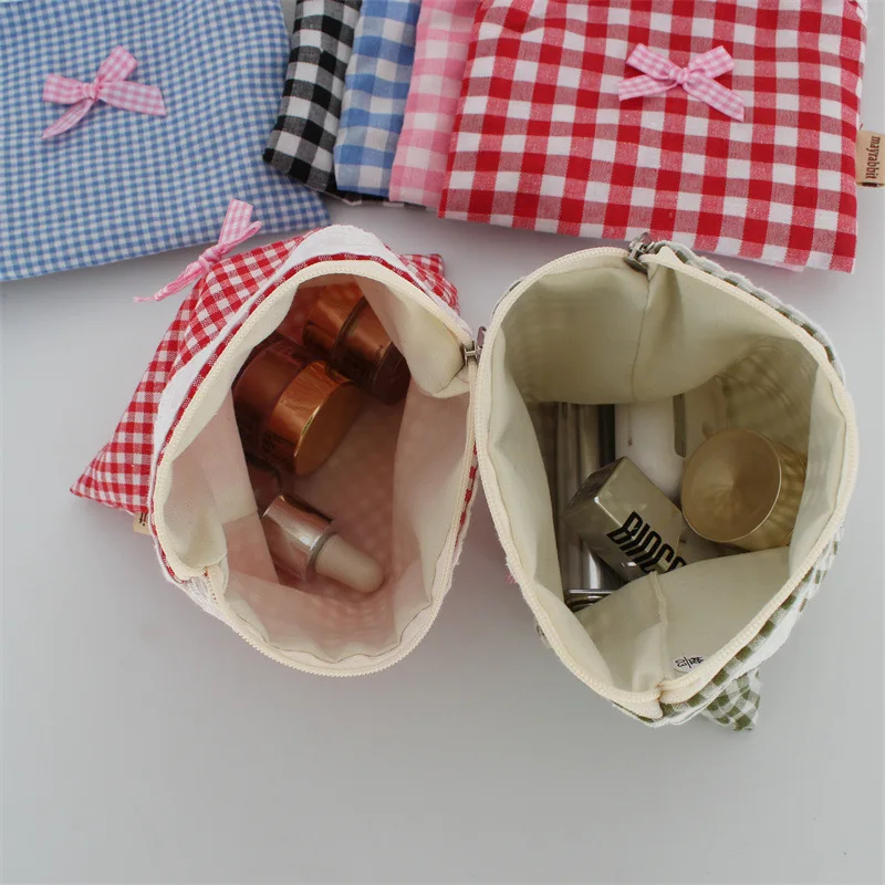Cute and fresh plaid coin purse, sweet lace edge handbag, Bluetooth earphone key storage bag, card bag, lipstick makeup bag