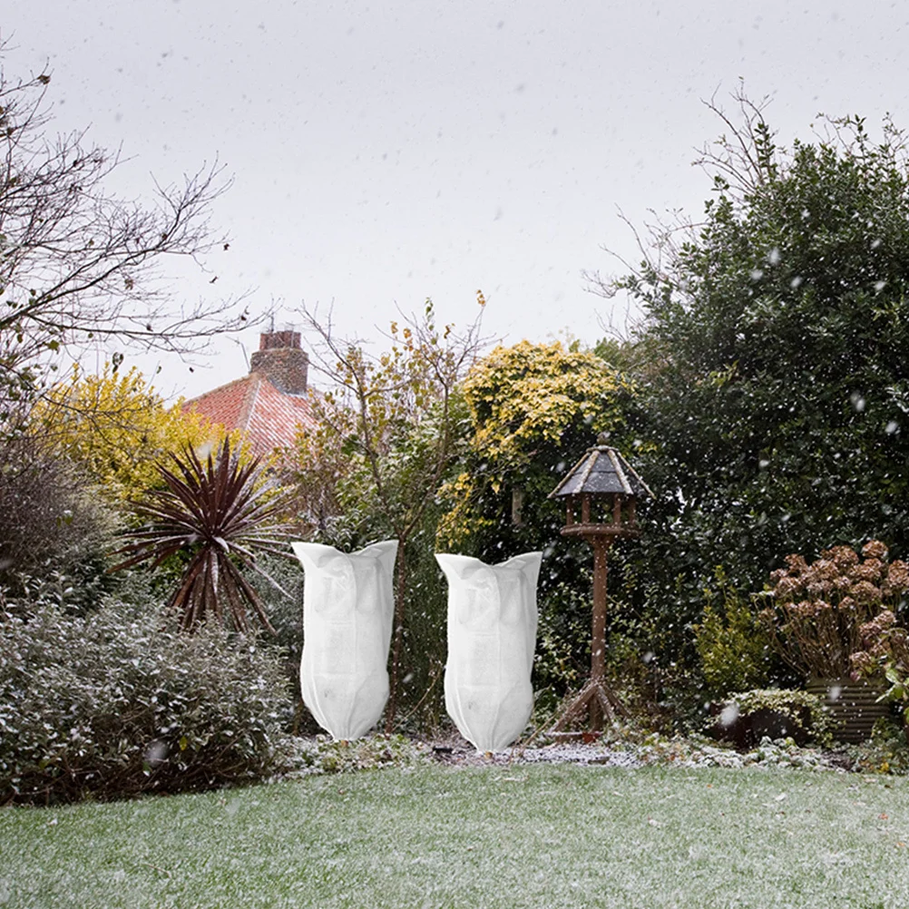 

3Pcs Frost Protection Plant Covers Winter Reusable Non-Woven Fabric Breathable Drawstring Garden Cover for Saplings Roses