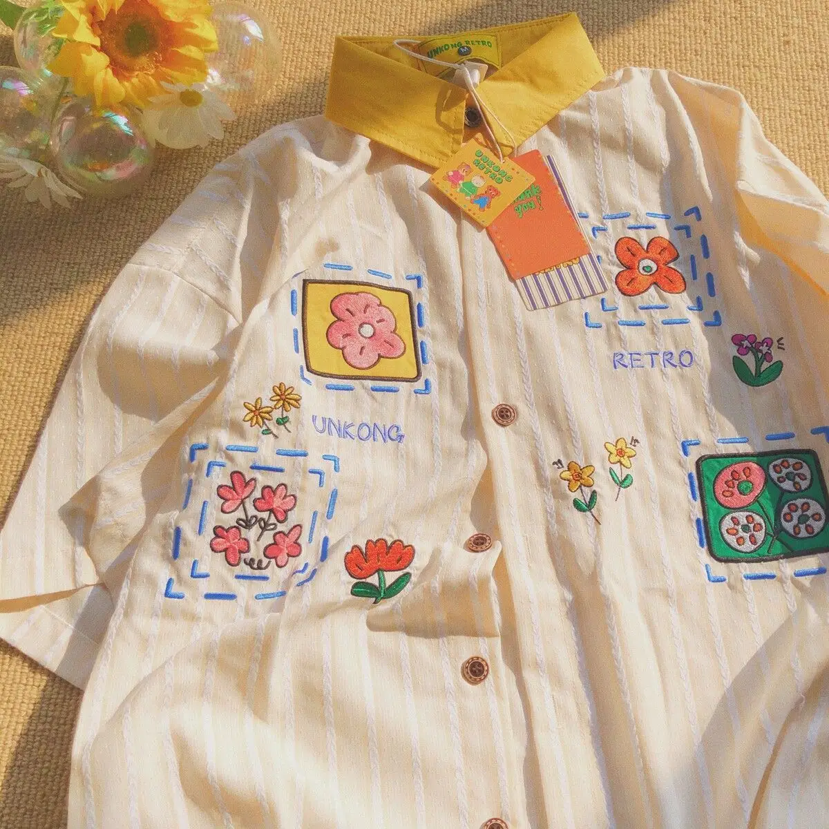 

Summer Casual Men's Short Sleeve Shirt Large Size 300 Pounds 2026 New Retro Cartoon Flower Embroidery Loose Fit Polyester
