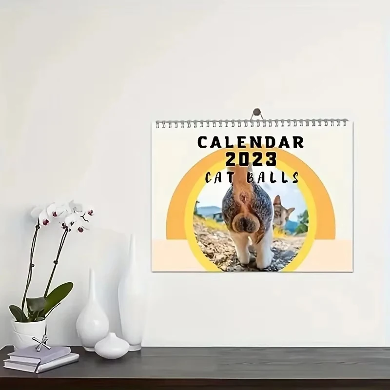 Imagem -02 - Cat Buttholes Calendário para Amantes Presente Perfeito para Amantes do Gato Perfeito Calendários Bolas do Gato Hilariante Adorável Adorável 2025