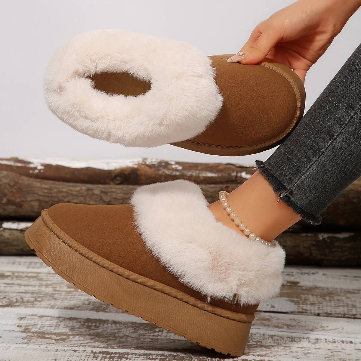 2025 New Warm Women Winter Flats Shoes Short Plush Fur Ankle Snow Boots Casual Retro Comfortable Sport Boots Zapatos De Mujer